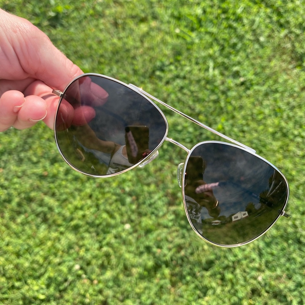 Fossil aviator sunglasses
